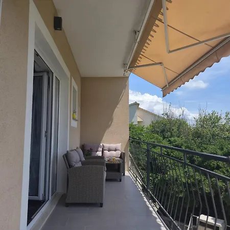 Frane Apartment *